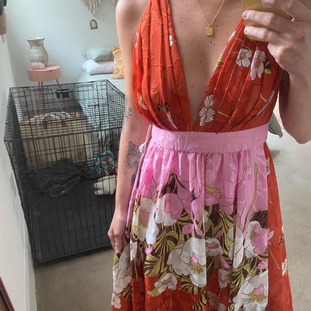 Beautiful Vintage Summer Gown in size Small (never worn, tags on)